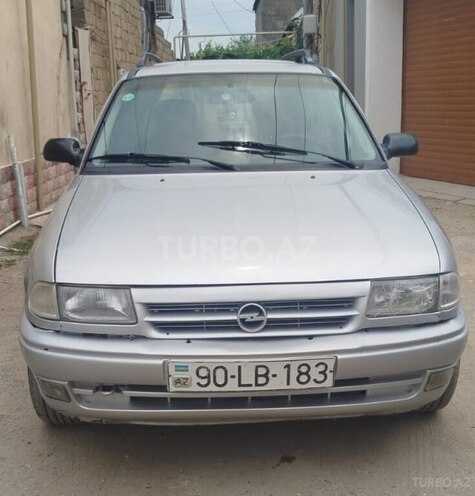 Opel Astra-1
