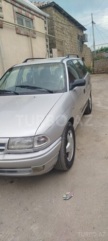 Opel Astra-2