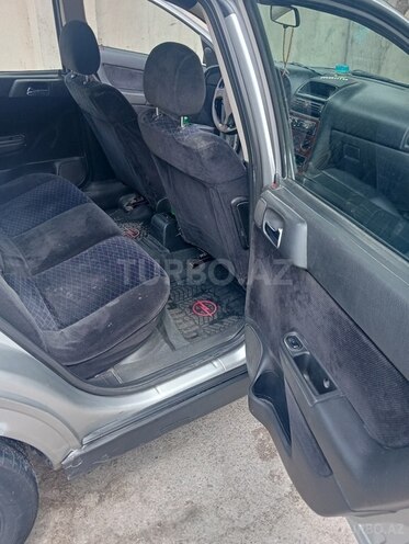 Opel Astra-10
