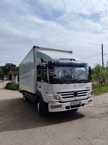 Mercedes Atego 818-2