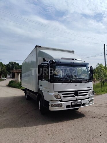 Mercedes Atego 818-4