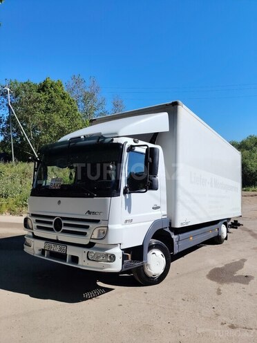 Mercedes Atego 818-6