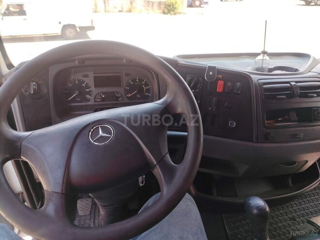 Mercedes Atego 818-7