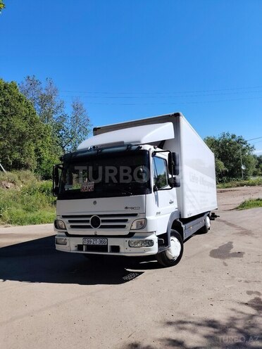 Mercedes Atego 818-3