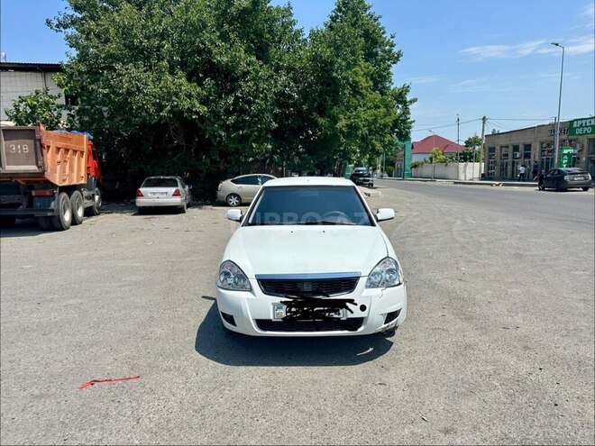 LADA (VAZ) Priora-1