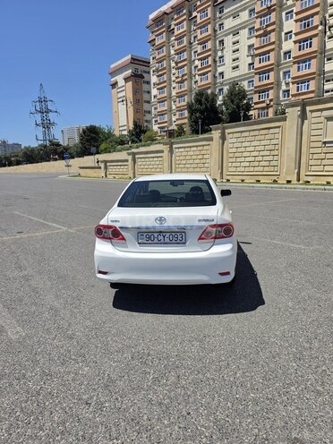 Toyota Corolla-5