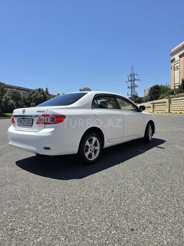 Toyota Corolla-2