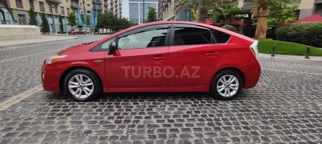 Toyota Prius-4