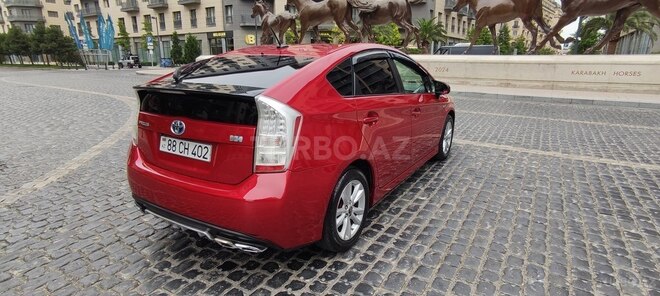 Toyota Prius-7
