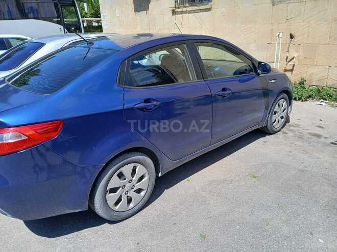 Kia Rio-13
