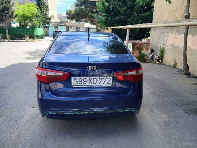 Kia Rio-12
