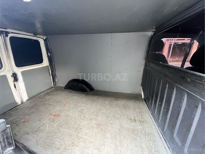 Ford Transit-6