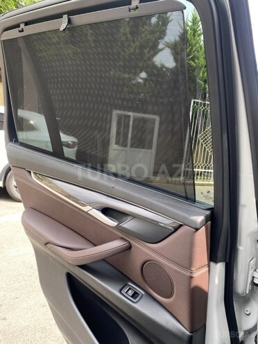 BMW X5-7