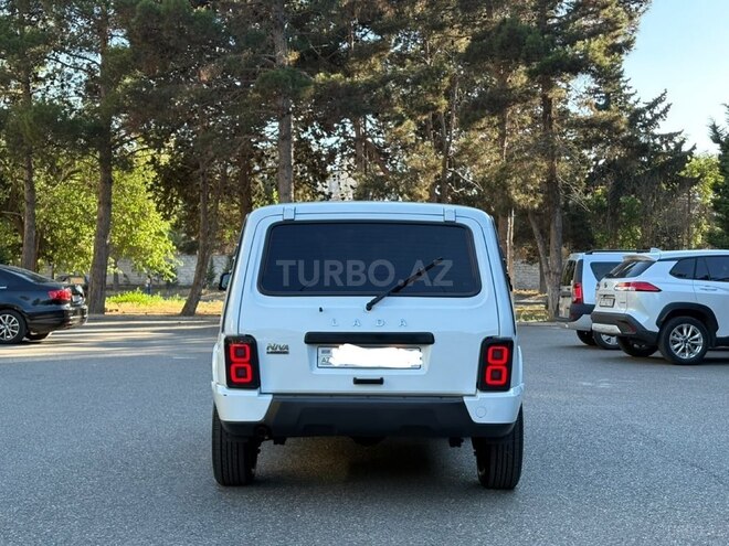 LADA (VAZ) Niva-2