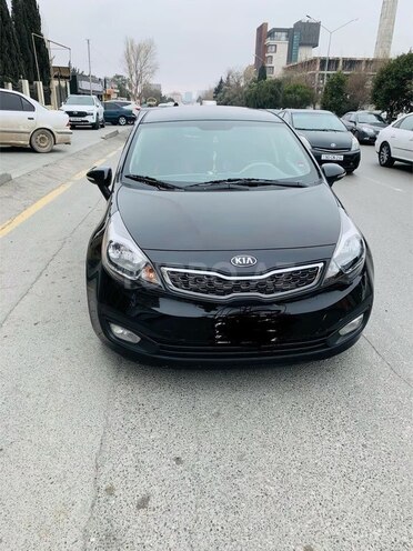 Kia Rio-1