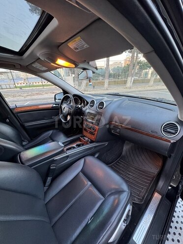Mercedes GL 450 4MATIC-19