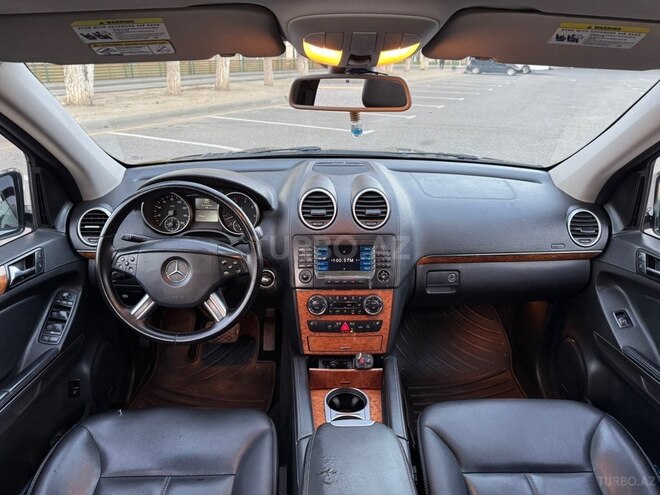 Mercedes GL 450 4MATIC-14
