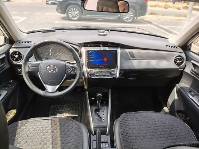 Toyota Corolla Fielder-9