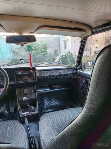 LADA (VAZ) 2107-2