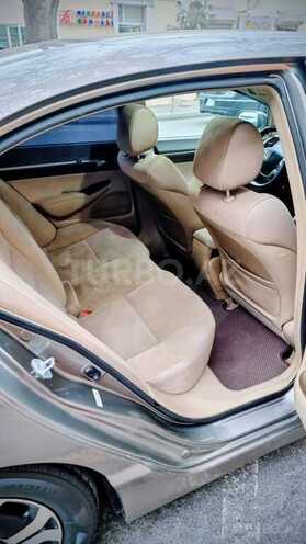 Honda Civic-11