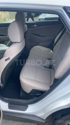 Hyundai Tucson-6