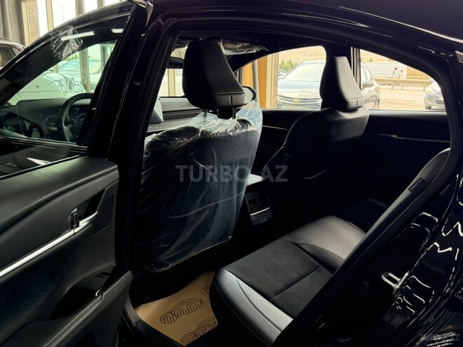Toyota Camry-18