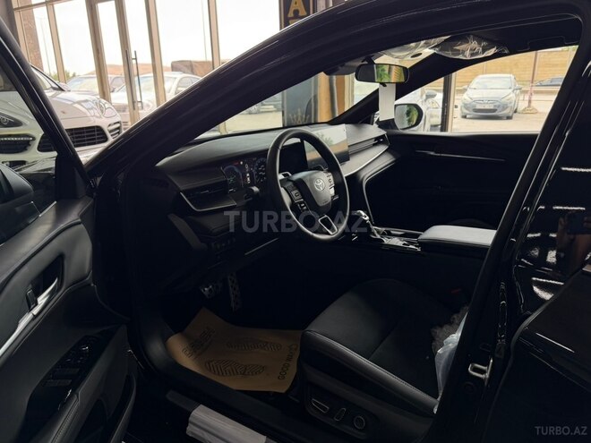 Toyota Camry-6