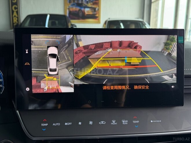 Toyota Camry-11
