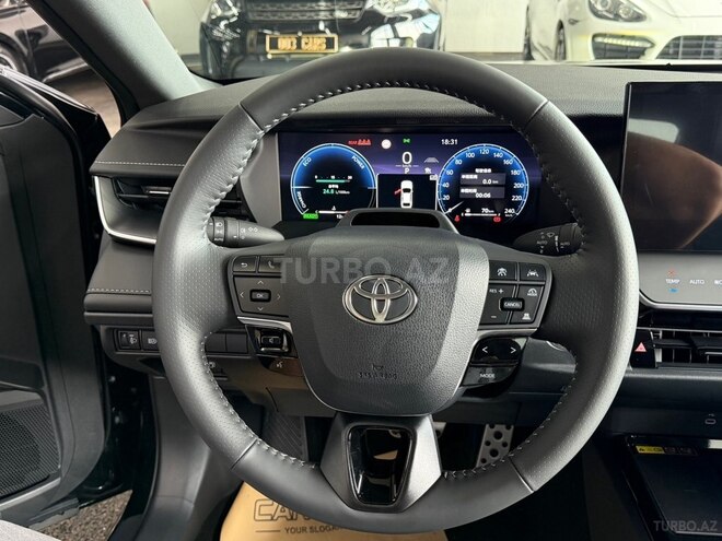 Toyota Camry-9