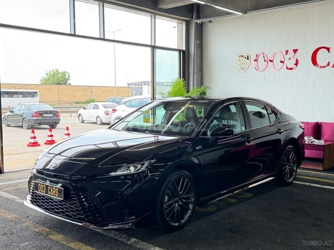 Toyota Camry-5