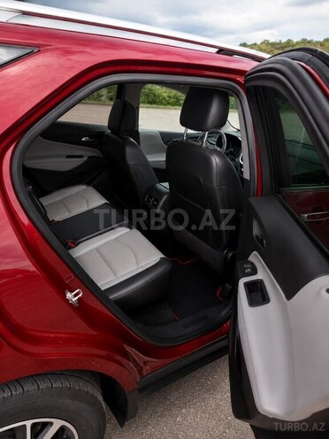 Chevrolet Equinox-8