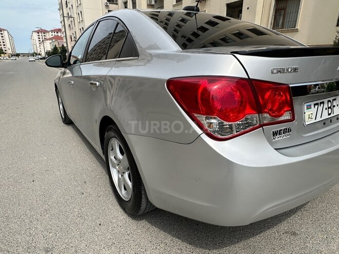 Chevrolet Cruze-6