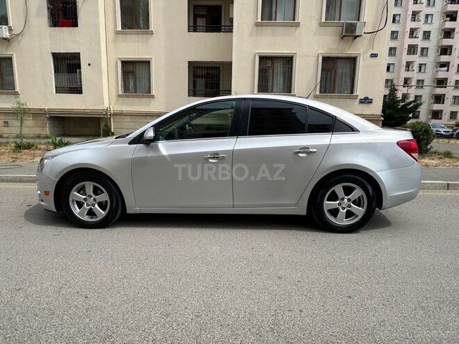 Chevrolet Cruze-5