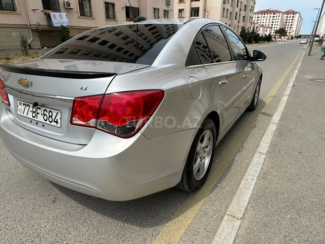 Chevrolet Cruze-7