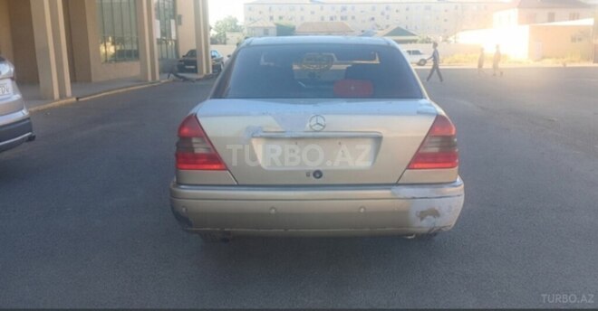 Mercedes C 180-2
