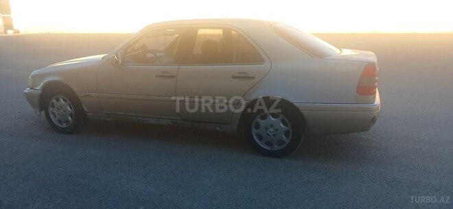 Mercedes C 180-5
