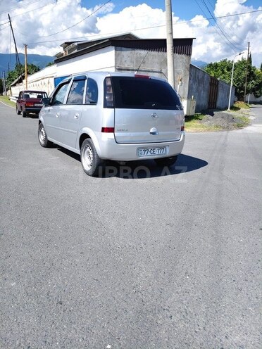 Opel Meriva-2