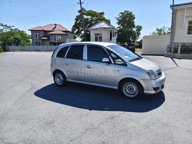 Opel Meriva-4