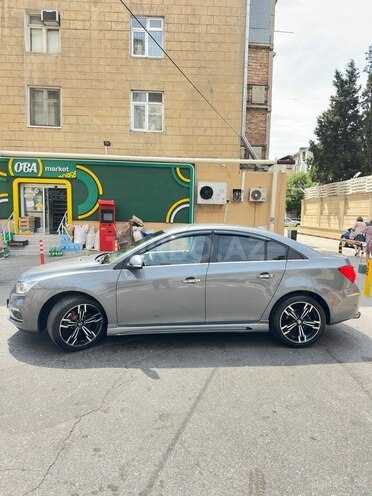 Chevrolet Cruze-6