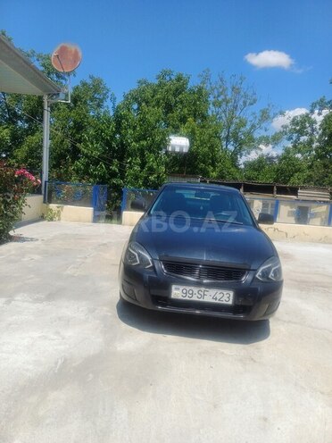 LADA (VAZ) Priora-1