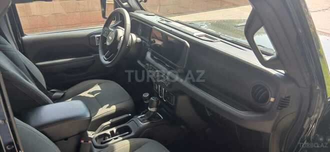 Jeep Wrangler-3