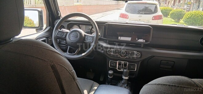 Jeep Wrangler-10