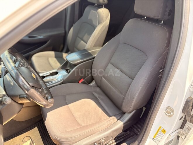 Chevrolet Malibu-11