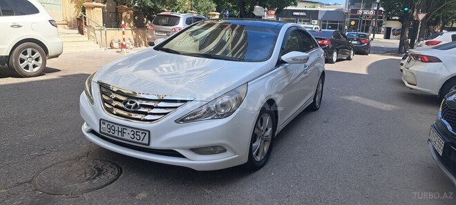 Hyundai Sonata-3