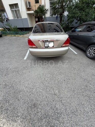 Nissan Sunny-2