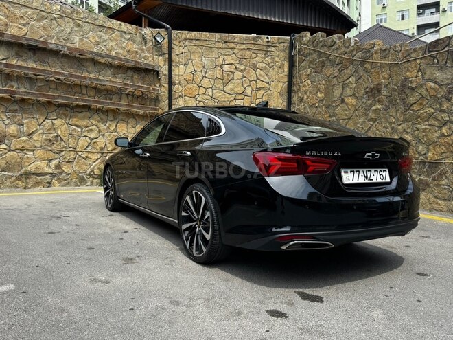 Chevrolet Malibu-5