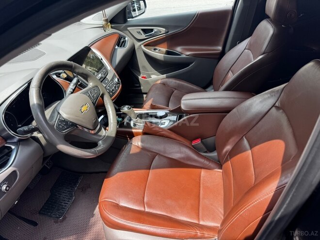 Chevrolet Malibu-9