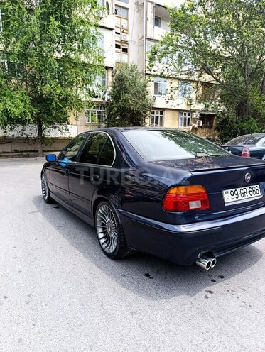 BMW 523-6