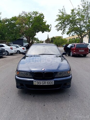 BMW 523-2