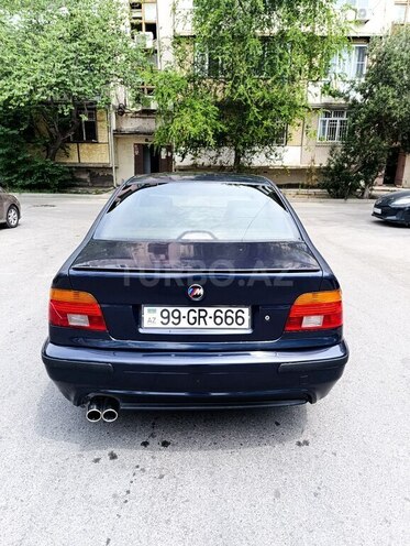 BMW 523-7